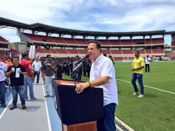 La jornada única se mantiene, aseguró Varela
