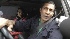 Kuczynski autoriza que Humala y su esposa pasen Navidad con sus hijos