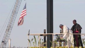 El papa dice que ha visto entre mexicanos luces que anuncian esperanzas