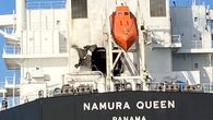 El buque Namura Queen, de bandera panameña, fue impactado por un misil ruso en el Mar Negro. El buque Namura Queen, de bandera panameña, fue impactado por un misil ruso en el Mar Negro.