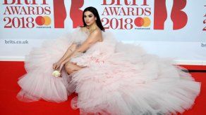 Victoria de Dua Lipa y del rapero Stormzy en los premios Brit
