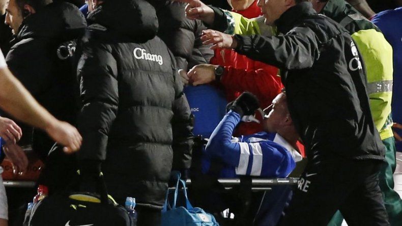 Grave lesión de Bryan Oviedo conmueve y preocupa a Costa Rica