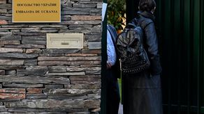 La embajada ucraniana en España acusó implícitamente a Rusia de estos envíos, pero la rusa rechazó las alegaciones.