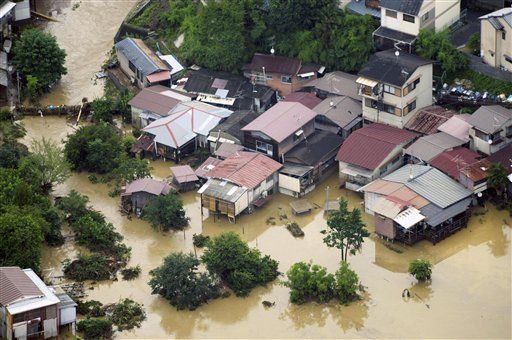 Amainan lluvias torrenciales en Japón; 28 muertos