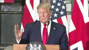 Trump anuncia acuerdo con México sobre inmigración y suspende aranceles