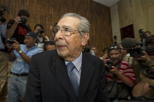 Tribunal ordena internar en psiquiátrico a Efraín Ríos Montt