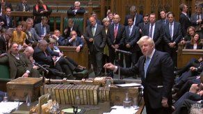 El Parlamento queda clausurado sin conceder a Johnson un adelanto electoral