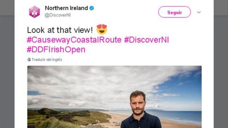 Jamie Dornan revoluciona las redes con un extraño bulto en sus pantalones