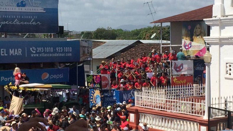 La Reina Platino en el culeco del Sábado de Carnaval