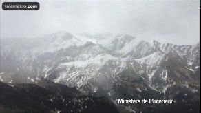 Un piloto del avión estrellado quedó fuera de la cabina y no pudo regresar