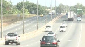 Delincuentes lanzan piedras para robar en autopista Arraiján – La Chorrera