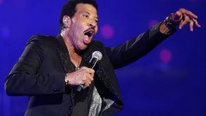El monstruo de Viña del Mar se rindió a los pies de Lionel Richie