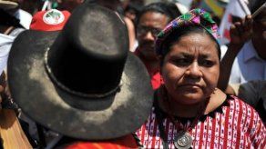Rigoberta Menchú participa en México en programa de desarme