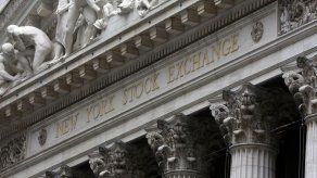Wall Street cierra con resultados mixtos
