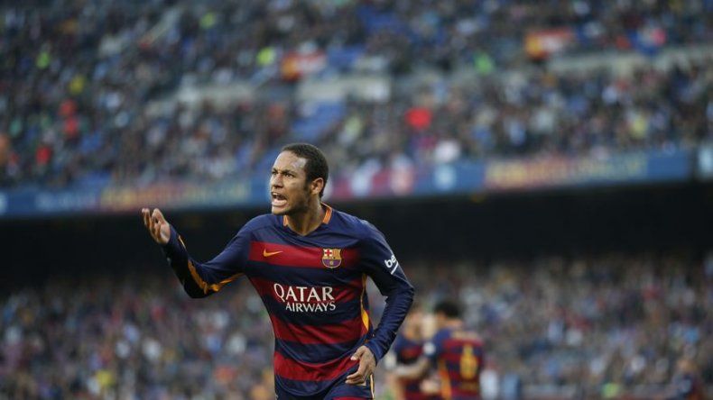 El Madrid pierde y Neymar y Suárez colocan líder al Barsa