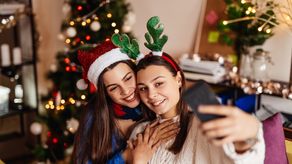 Esta Navidad, Clarorepartirá más de 65 mil dólares en premios para sus clientes.