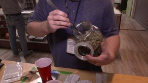 Arranca la venta legal de marihuana recreativa en California