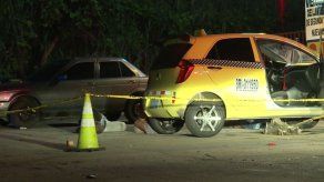 Dictan detención provisional y formulan cargo a dos sujetos por hurto de vehículo