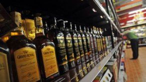 Aduanas podría recaudar 11 mdd en impuestos por importación de licor