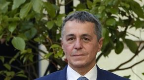 La elección de Cassis, de 60 años, fue meramente un formalismo porque hace un año fue escogido como vicepresidente.