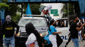 El caro precio que pagaron Jóvenes que robaron una patrulla de la Policía Nacional