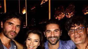 Alejandro Sanz se reencuentra con su hermana Eva Longoria