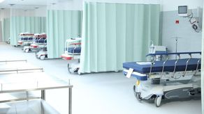 Se pondrá a disposición de los pacientes: los quirófanos, 72 unidades de cuidados intensivos, adicionales a las que ya se han entregado.