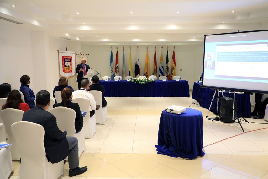 El ministro del MEF aseguró que se verán cambios económicos en el 2022.