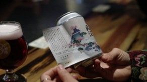 Wuhan cuenta la epidemia en una lata de cerveza