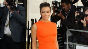 Eva Longoria da el pésame a la familia Cruz