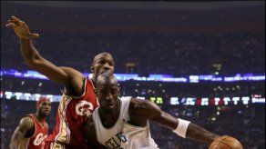 Boston arranca al frente en semifinal del Este