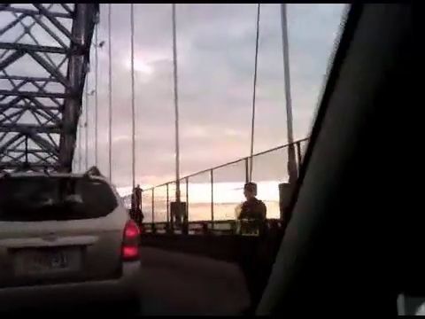 Suicidio provoca caos en Puente de Las Américas