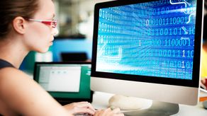 En el marco de la conmemoración del Día de laInternet Segura (8 de febrero), +Móvil se une a la iniciativa internacional que con el lema “Juntospor una Internet mejor”.