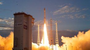 Lanzan satélite europeo que deberá mejorar pronósticos meteorológicos