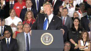 Trump advierte a militares venezolanos que si apoyan a Maduro lo perderán todo