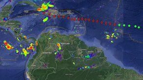Levantan alerta por disipación de la tormenta Erika