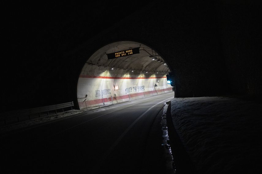Los trabajadores humanitarios temen que los afganos más acostumbrados a las montañas y los peligros del invierno estén tomando rutas más peligrosas por la nieve que los migrantes de climas más cálidos.