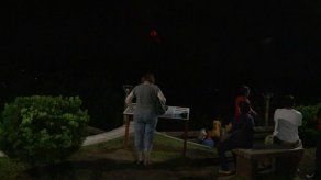 Las erupciones del volcán filipino Mayon dejan más de 77.000 evacuados