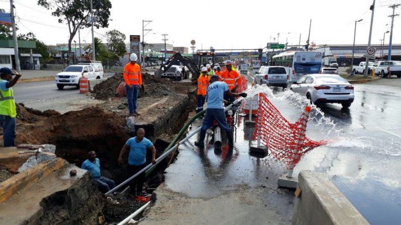IDAAN inicia interconexión de línea de 24 en la vía Tocumen