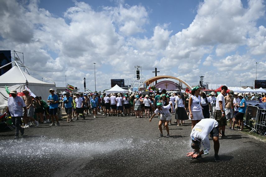 Jóvenes católicos se reúnen en Roma