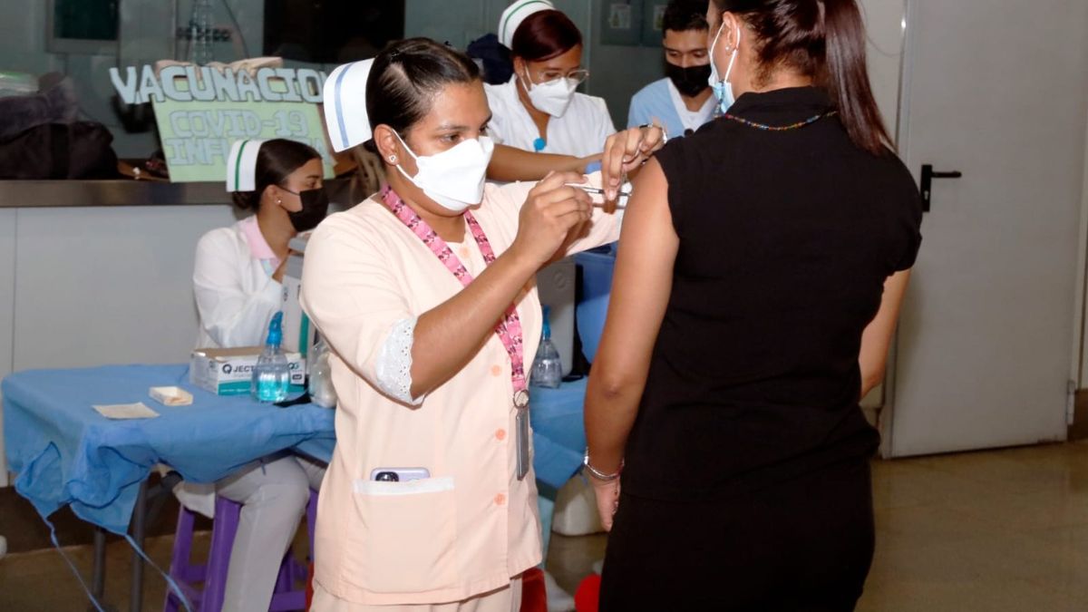 Vaccination strategy continues in Metro stations and shopping centers