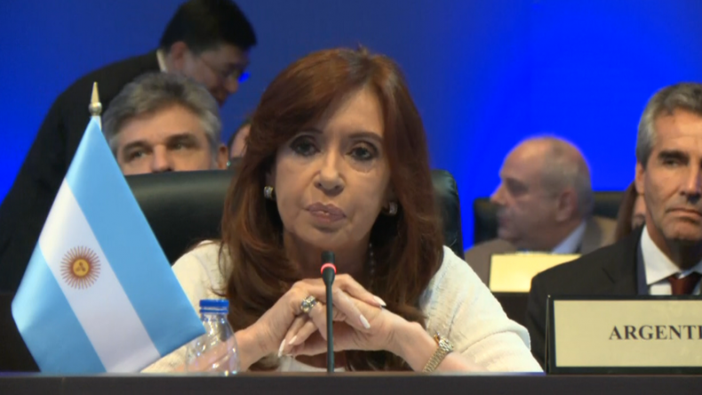 Fernández tilda de inverosímil que Venezuela sea amenaza para EEUU