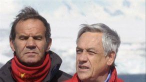 Piñera inicia gira para supervisar reconstrucción por terremoto