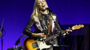 Sheryl Crow dice incendio destruyó todas sus cintas maestras