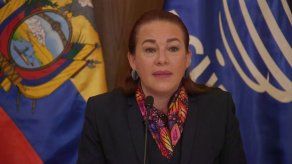 Ecuador otorga nacionalidad a Assange