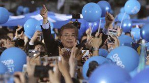 Liberal Moon ganaría presidencia surcoreana según encuestas