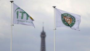 Sancionan a tenista en Francia por acoso a reportera