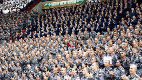 La Policía venezolana militariza su uniforme y le añade una boina roja