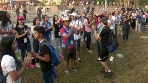 Peregrinos y panameños emocionados esperan ver al papa este jueves Peregrinos y panameños emocionados esperan ver al papa este jueves