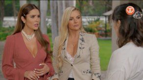 Leticia y Julia hablan con Juana